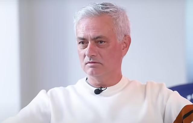 Bsports必一体育-穆里尼奥：我把心掏了出来，却是这个下场