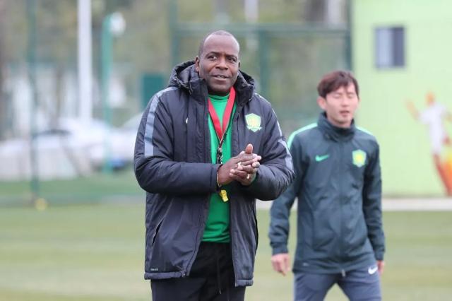 Bsports必一体育-斯坦利因何打动国安？俱乐部将开启“大一线队”模式