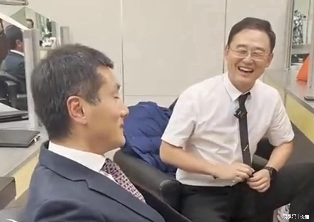 B体育必一运动-爆笑！孙继海调侃邵佳一：02世界杯你去了？邵佳一：上场比你多